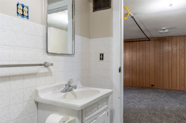 Bright and well-lit with recessed lighting. | Image 52