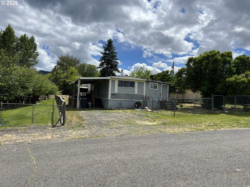 325 W 1st St, LongCreek, OR, 97856 | Card Image