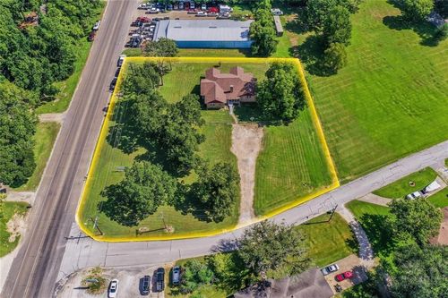 2201 Badger Ln, Huntsville, TX, 77320-9405 | Card Image