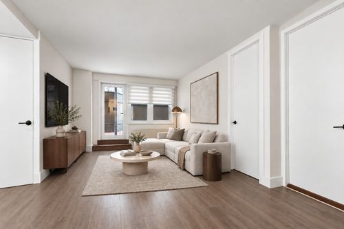 2k-77 E 12th St, New York, NY, 10003-5003 | Card Image