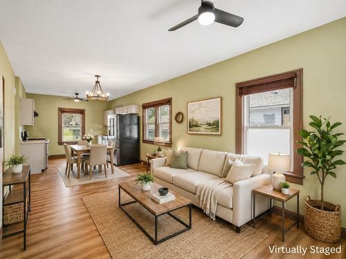 3220 Sw 13th St, Des Moines, IA, 50315-7526 | Card Image