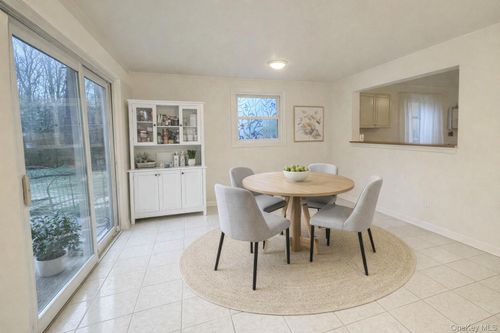 14 Kenneth Ave, Huntington, NY, 11743-4925 | Card Image