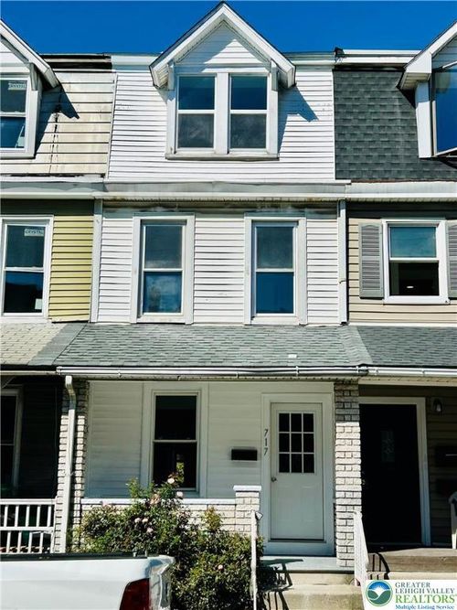 717 W Cedar St, Allentown, PA, 18102-1539 | Card Image