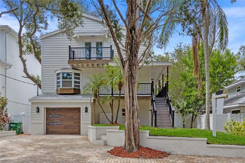 3232 W Oakellar Ave, TAMPA, FL, 33611-2951 | Card Image