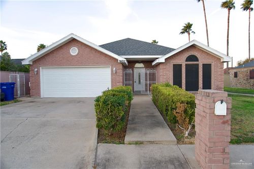 3600 Cedar Ave, McAllen, TX, 78501-7909 | Card Image