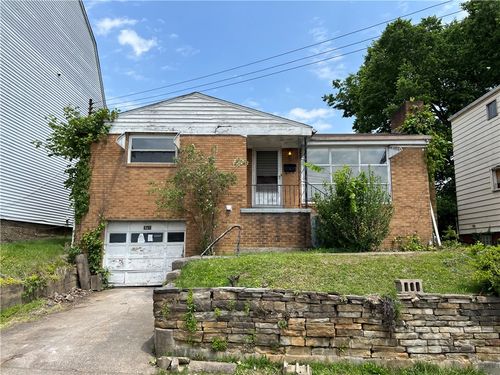 567 Peter St, Verona, PA, 15147-1214 | Card Image