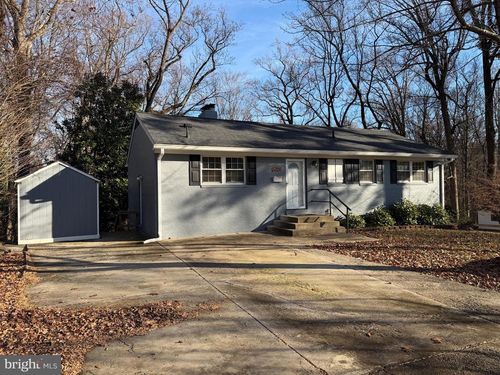 5206 Easton Dr, SPRINGFIELD, VA, 22151-3010 | Card Image