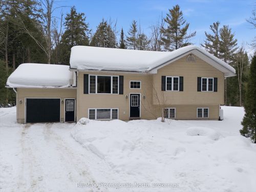1017 Church Hill Rd, Bracebridge, ON, P1L1X1 | Card Image