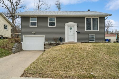 1119 18th St Nw, Cedar Rapids, IA, 52405-2236 | Card Image