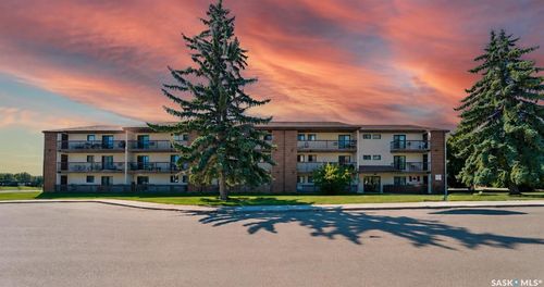 310-215 Tait Pl, Saskatoon, SK, S7H5L5 | Card Image