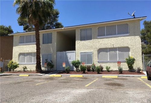 c-2762 Sidewinder Ln, Las Vegas, NV, 89121-7652 | Card Image