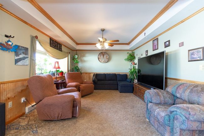 Living Room | Image 14