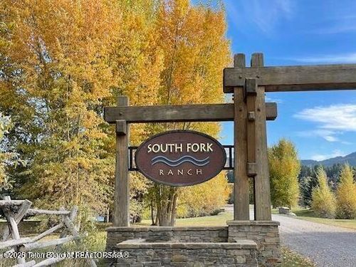 40 Blue Heron Ln, Swan Valley, ID, 83449 | Card Image