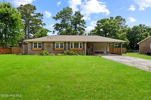 510 Thomas Dr, Jacksonville, NC, 28546-7250 | Card Image