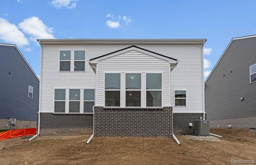 848 Kuss Dr, Saline, MI, 48176-2806 | Card Image