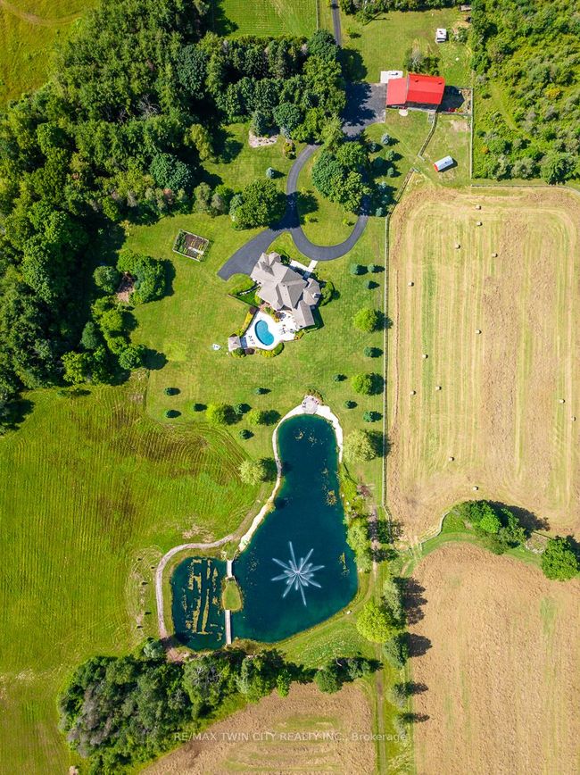 1532 Concession Rd 6 W, Home with 4 bedrooms, 6 bathrooms and 20 parking in Branchton ON | Image 9