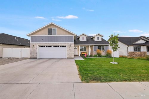 425 N Lyndon St, Jerome, ID, 83338 | Card Image