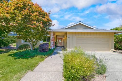 447 Meadowgreen Dr, Santa Rosa, CA, 95409-5823 | Card Image