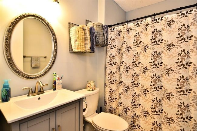 D - 21 Apache Dr, Condo with 2 bedrooms, 1 bathrooms and 2 parking in Westerly RI | Image 10