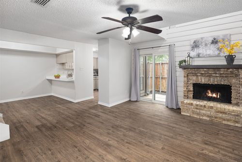 22d-333 Melrose Dr, Richardson, TX, 75080-4627 | Card Image