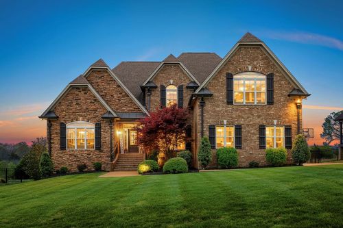 1013 Mires Rd, Mount Juliet, TN, 37122-4214 | Card Image