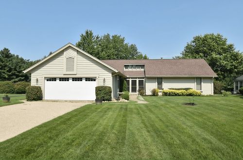 314 E Eller Dr, East Peoria, IL, 61611-5417 | Card Image