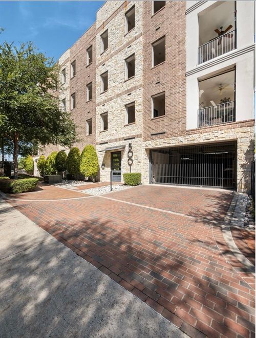 2103-5001 Meridian Ln, Addison, TX, 75001-6398 | Card Image