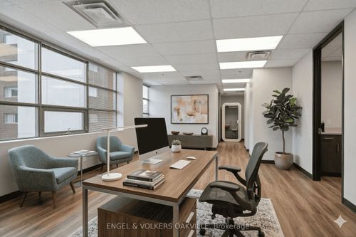 203-125 Lakeshore Rd E, Mississauga, ON, L5G1E5 | Card Image