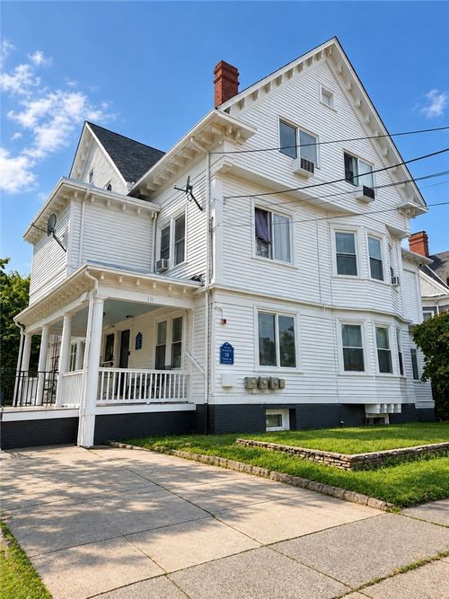 18 Orchard St, Pawtucket, RI, 02860-2393 | Card Image