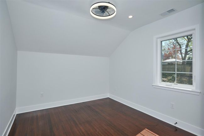 34 State St, House other with 2 bedrooms, 2 bathrooms and 3 parking in New Rochelle NY | Image 19