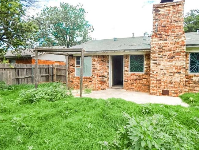 5431 45 Th St, House other with 3 bedrooms, 2 bathrooms and 2 parking in Lubbock TX | Image 12