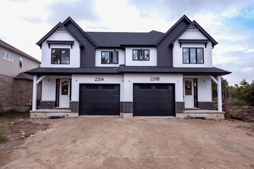 228A St George St, Mitchell, ON, N0K1N0 | Card Image