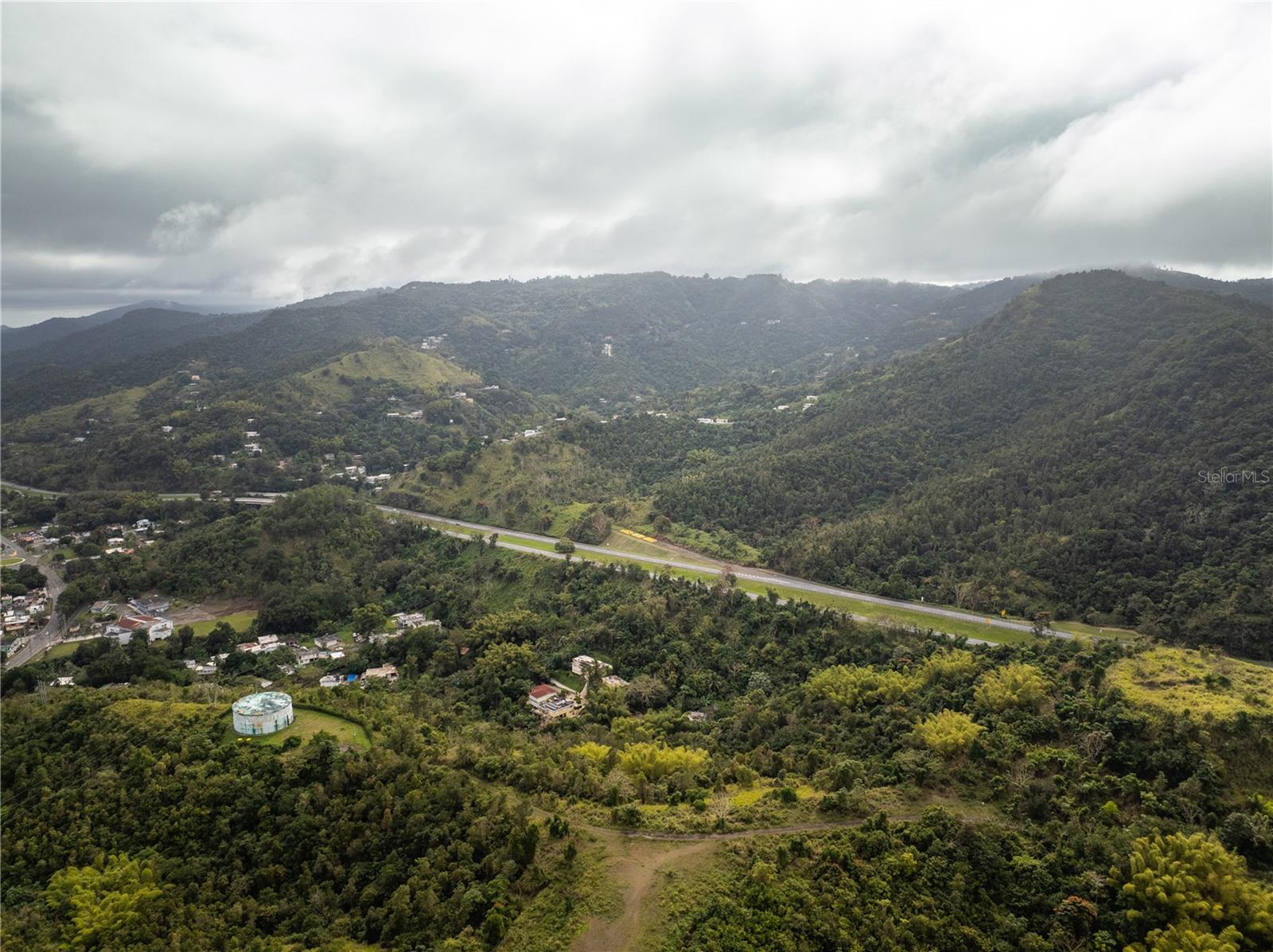 Land en venta en CAYEY, KM.HM 59 3 CARR 1, BO QUEBRADA ARRIBA