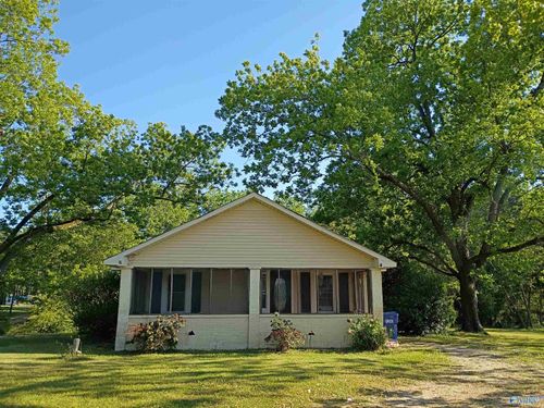 280 Blythe Mcdaniel Dr, Gadsden, AL, 35901-7330 | Card Image