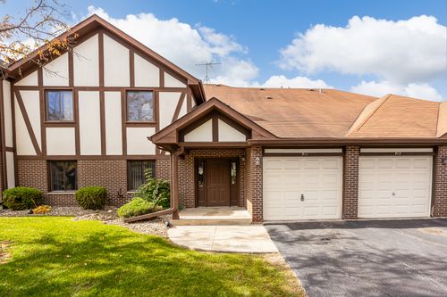 911-911 Patricia Ln, Crete, IL, 60417-1379 | Card Image