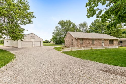 312 Clark Ln, Fairland, IN, 46126-9815 | Card Image