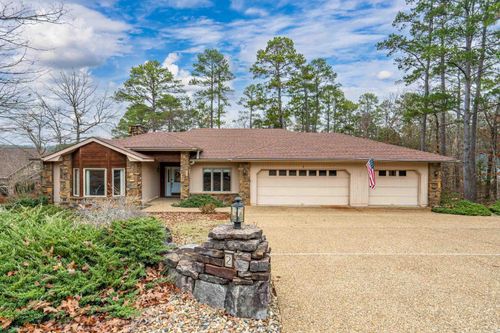 2 Resplandor Pl, Hot Springs Village, AR, 71909-7724 | Card Image