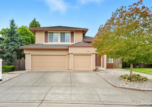 9512 Wellington Cir, Windsor, CA, 95492-8528 | Card Image