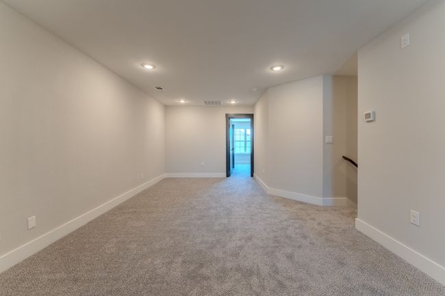 Game room upstairs | Image 7