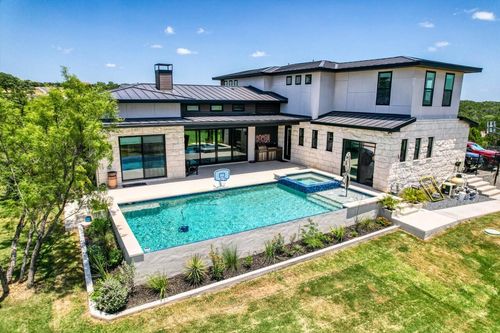 100 Big Sky, Burnet, TX, 78611-3692 | Card Image