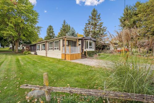 1 Grand Vista Cres, Mount Forest, ON, N0G2L0 | Card Image