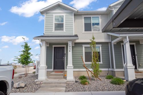 1934 N Ten Hens Ave, Tooele, UT, 84074 | Card Image
