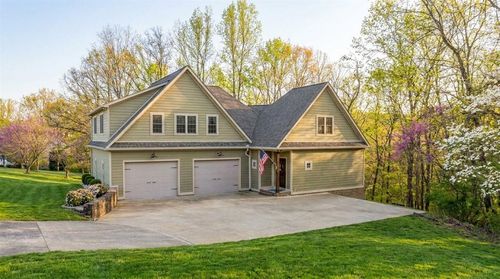 415 Barren Trace Rd, Glasgow, KY, 42141-7040 | Card Image