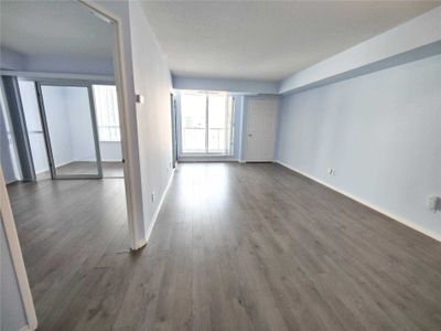 PH201 - 18 Hillcrest Ave, Condo with 1 bedrooms, 1 bathrooms and 1 parking in North York ON | Image 3