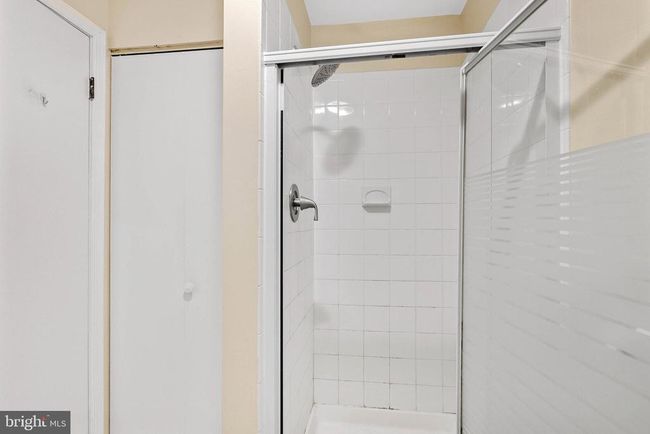 APT-9 - 914 Spruce St, Condo with 2 bedrooms, 2 bathrooms and null parking in PHILADELPHIA PA | Image 18
