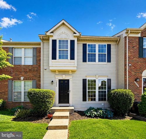 14334 Stonewater Ct, CENTREVILLE, VA, 20121-5727 | Card Image
