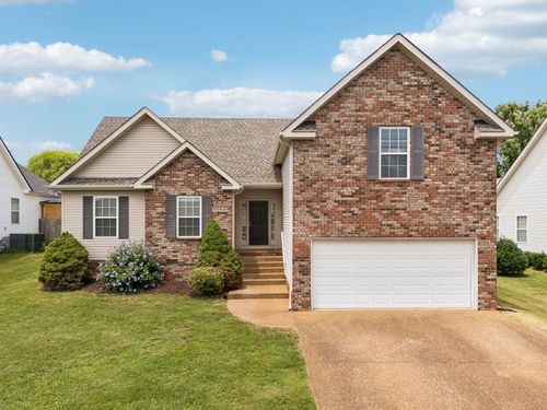 4008 Kristen St, Spring Hill, TN, 37174-5152 | Card Image