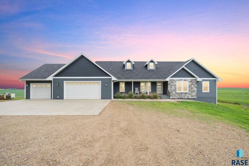 25429 487th Ave, Garretson, SD, 57030-6103 | Card Image