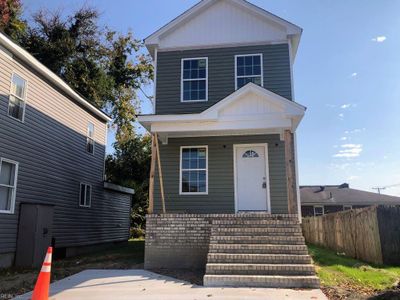 2413 Chestnut Street, House other with 3 bedrooms, 2 bathrooms and null parking in Portsmouth VA | Image 2