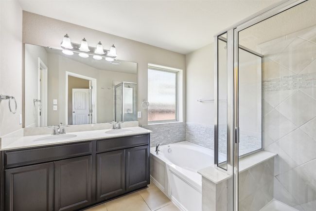 300 Wincliff Dr, House other with 3 bedrooms, 2 bathrooms and 4 parking in Buda TX | Image 22